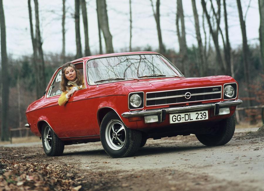 Opel Ascona Deluxe 2-Door (A) '1974